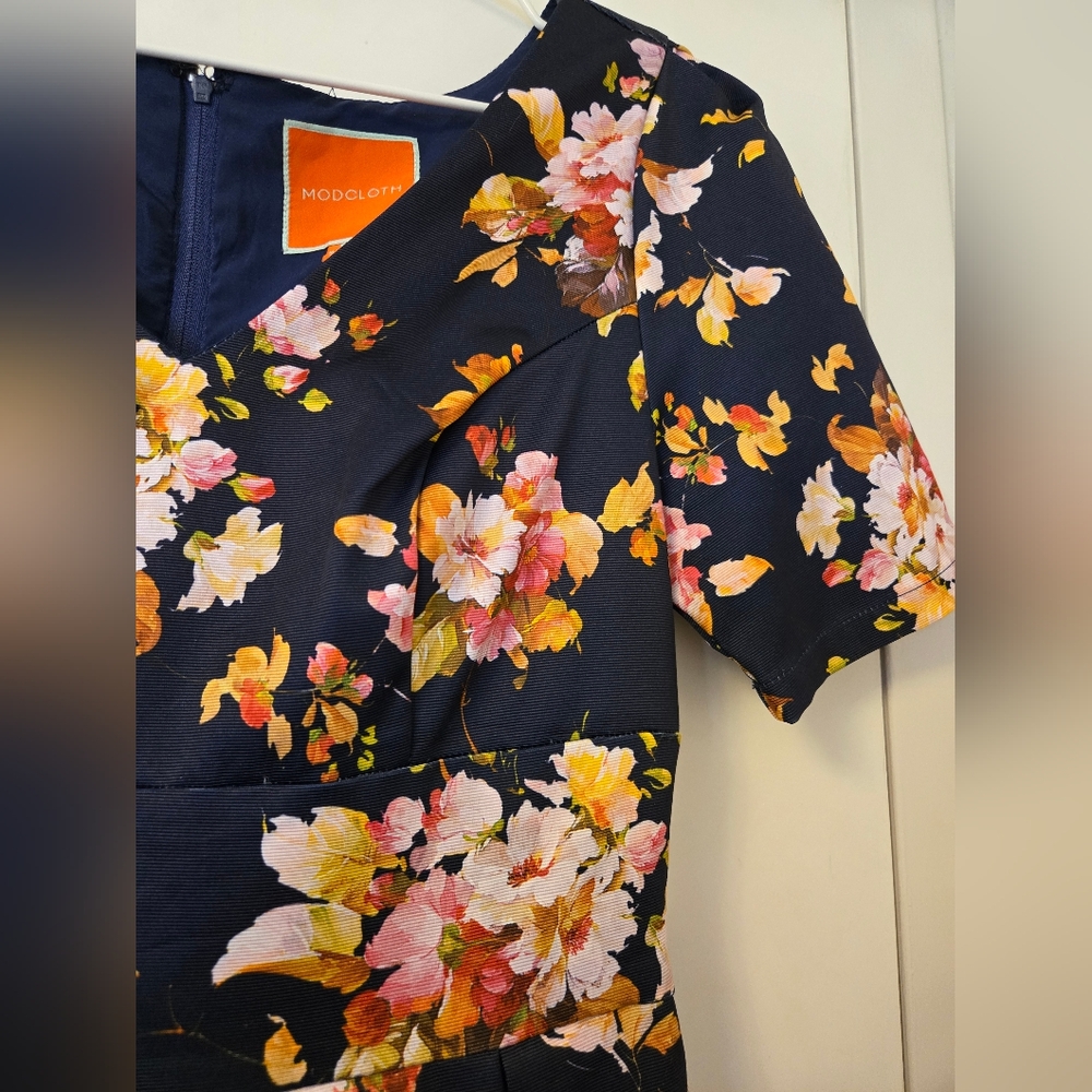 ModCloth Navy Floral Fit and‎ Flare Dress - Picture 6 of 10